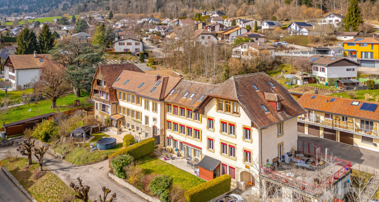 Grande Maison familiale de 400 m², 10 pièces et exposition sud image 2