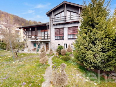 Maison atypique avec atelier indépendant et fort potentiel à Savièse image 1