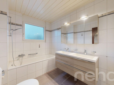 St Blaise: Superbe vue lac pour ce grand 5 pièces au dernier étage image 9