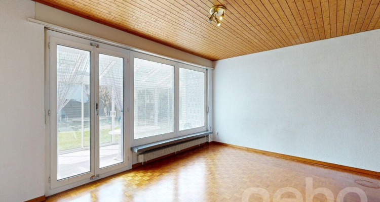 Freistehendes EFH mit grossem Garten, Aussenpool und Wintergarten image 5