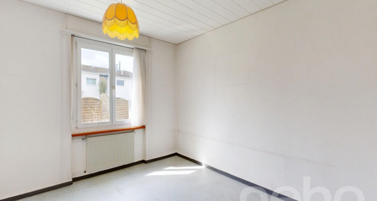 Freistehendes EFH mit grossem Garten, Aussenpool und Wintergarten image 7