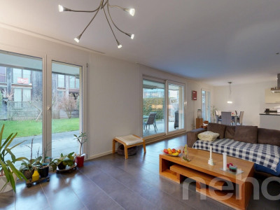 Grosszügige 4.5-Zimmer-Garten-Maisonette mit sonnigem Garten image 2