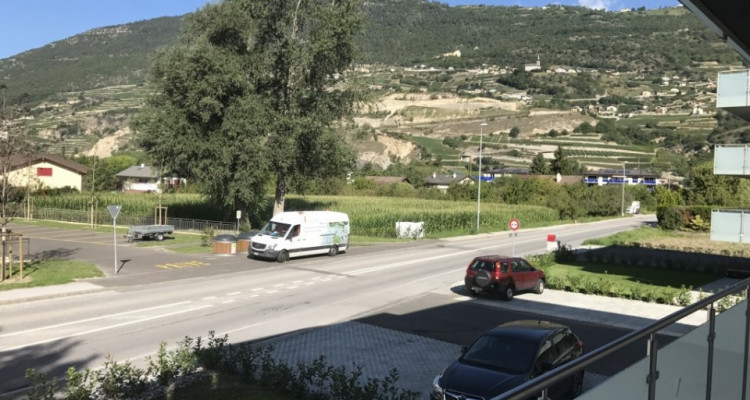 Appartement traversant 3.5 pièces avec terrasse, Granges VS image 6