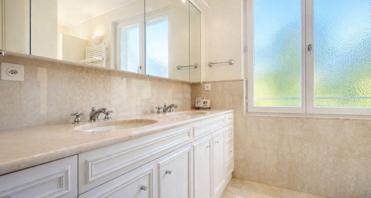 Écrin de sérénité au coeur de Vandoeuvres ? Élégance, volumes et intimité absolue image 7