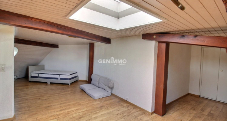 Dernier Étage dans un Immeuble Historique `Saint-Jean image 11