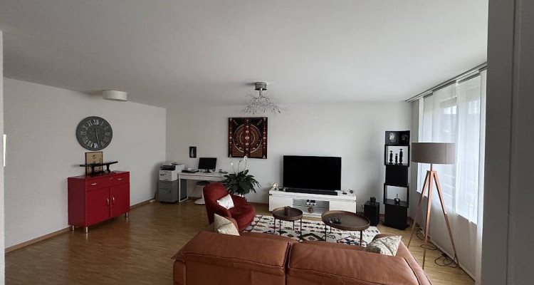 Reprise de bail 2.5 pièces spacieux avec balcon à Épalinges 1903fr image 3