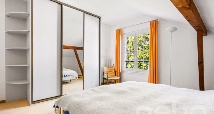 Dans un quartier résidentiel image 10