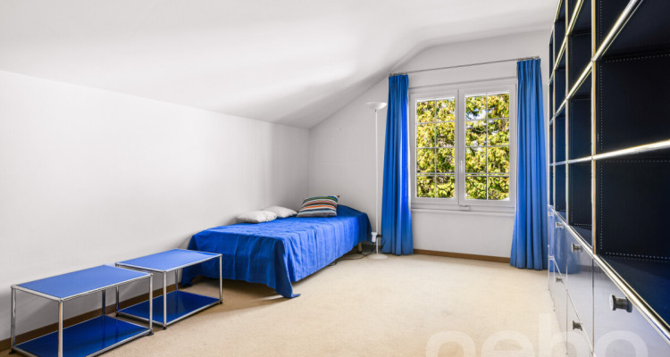 Dans un quartier résidentiel image 11