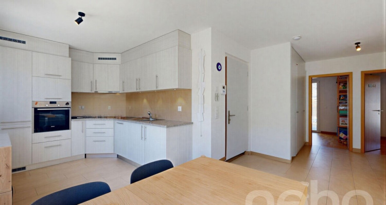 Superbe 3.5 pièces en dernier étage à Sion image 3