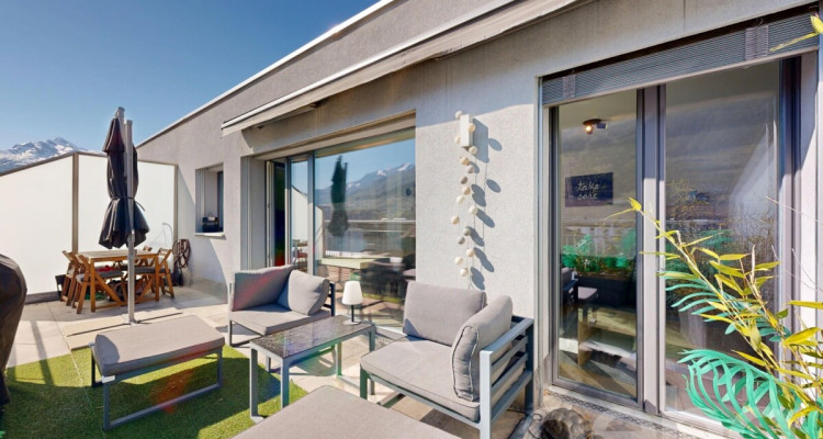 Superbe 3.5 pièces en dernier étage à Sion image 9