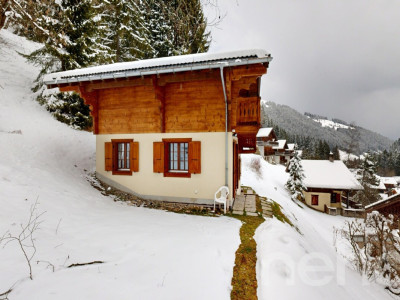 Exclusif : Chalet de 4 chambres avec garage image 1