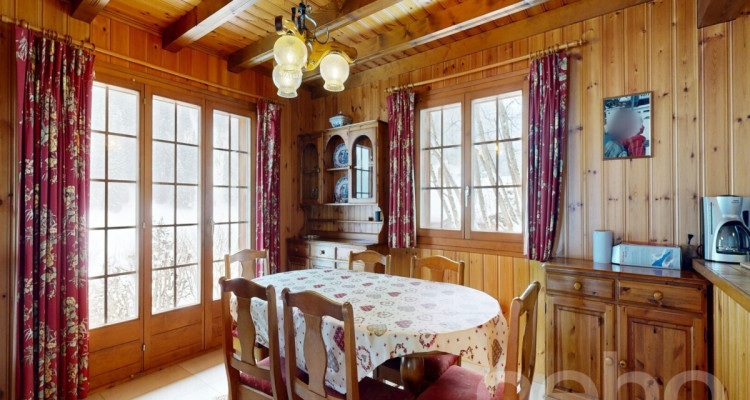 Exclusif : Chalet de 4 chambres avec garage image 7