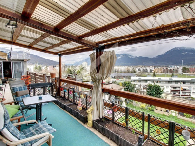 Choëx : une maison (triplex et studio) et un chalet (2.5p) image 10