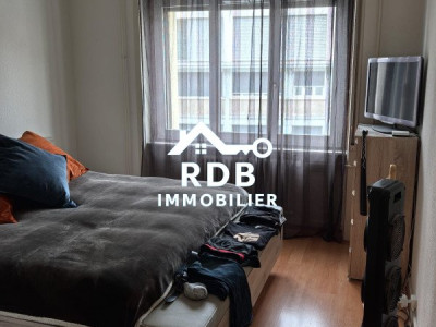 Appartement de 4,5 pièces au 8ème étage situé à Genève 1205 image 3