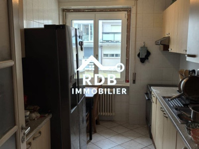 Appartement de 4,5 pièces au 8ème étage situé à Genève 1205 image 6