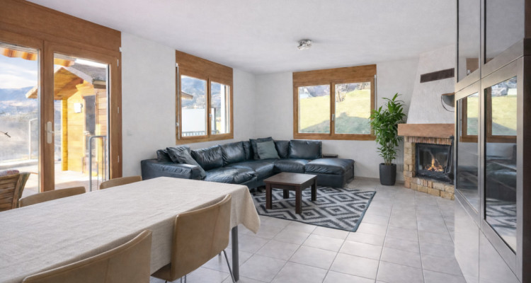 A VENDRE: Appartement 4.5 pces avec terrasse & jardin – Savièse (Chandolin) image 2