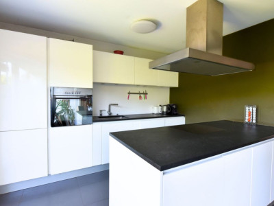 Lumineuse villa dans quartier résidentiel image 3