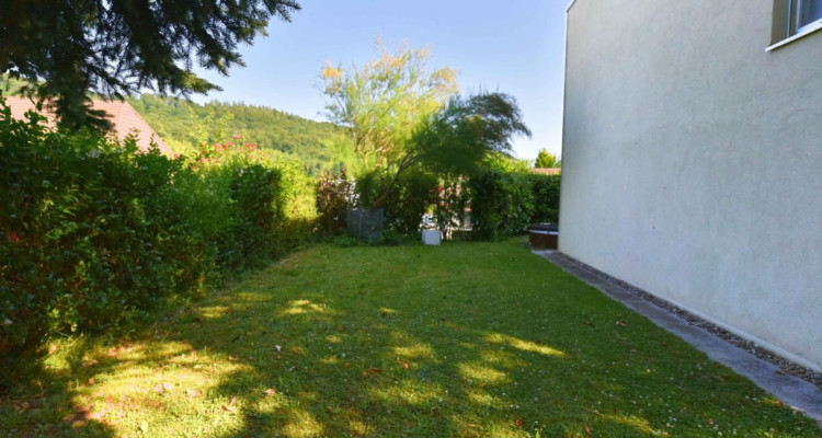 Lumineuse villa dans quartier résidentiel image 7