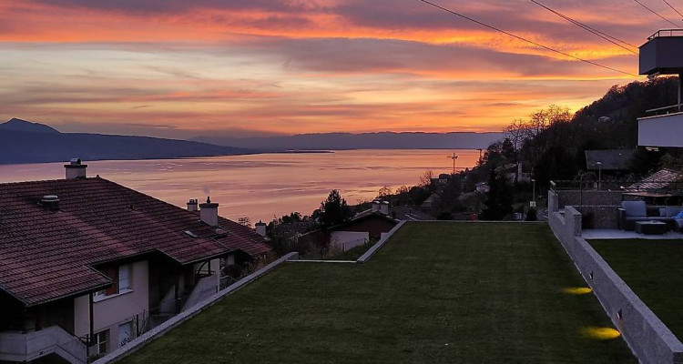 Moderne 2,5 p avec vue imprenable sur le lac et les montagnes Chardonne à 1905fr image 1