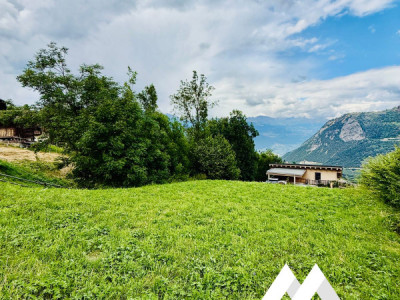 PARCELLE PLATE ÉQUIPÉE DE 786 M2, VEX ! image 1