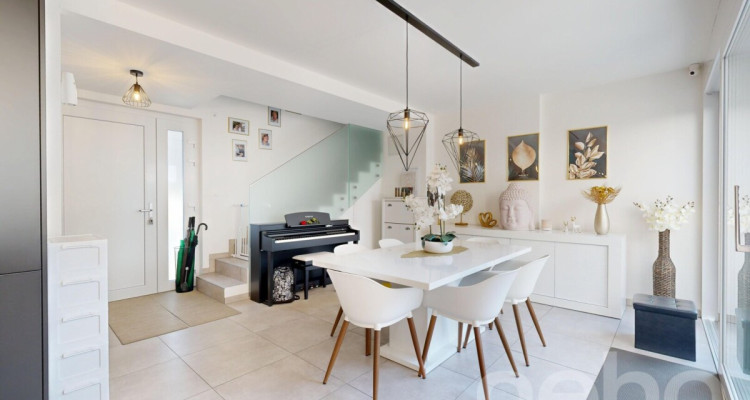 Superbe maison mitoyenne avec grande terrasse image 1