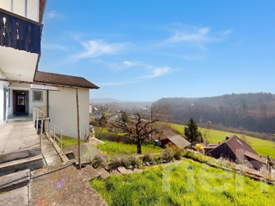 Zweifamilienhaus an Toplage mit grossem Grundstück und Weitsicht image 11