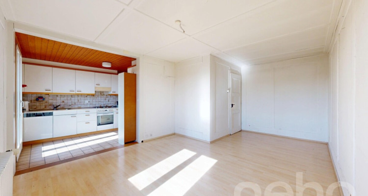 Zweifamilienhaus an Toplage mit grossem Grundstück und Weitsicht image 4