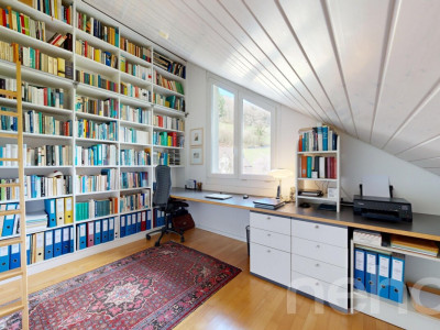 Lichtdurchflutetes Zuhause mit traumhaftem Garten image 10