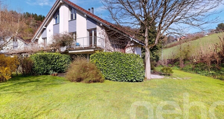 Lichtdurchflutetes Zuhause mit traumhaftem Garten image 1