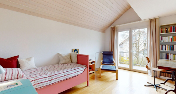 Lichtdurchflutetes Zuhause mit traumhaftem Garten image 8