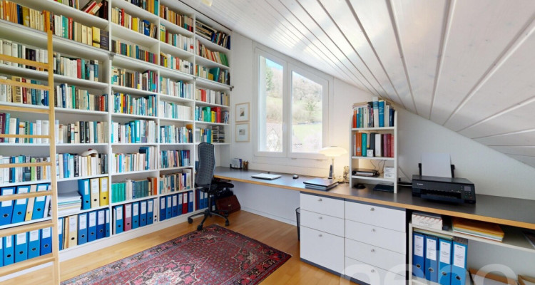 Lichtdurchflutetes Zuhause mit traumhaftem Garten image 10