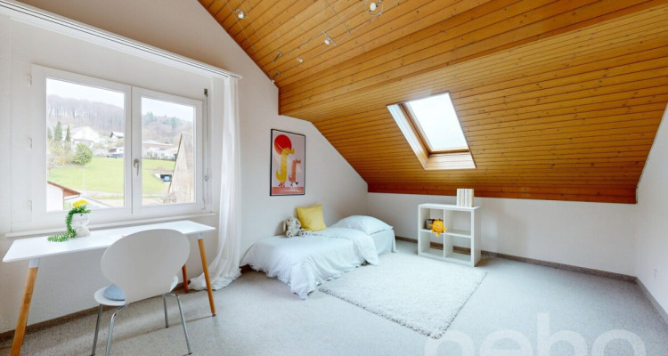 Charmante 5.5 Zimmer-Dachmaisonette mit Galerie und viel Licht image 9