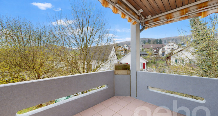 Charmante 5.5 Zimmer-Dachmaisonette mit Galerie und viel Licht image 12