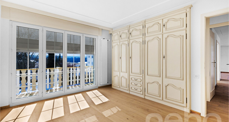 Somptueuse Maison Familiale : Volumes Généreux et Grand Terrain image 2