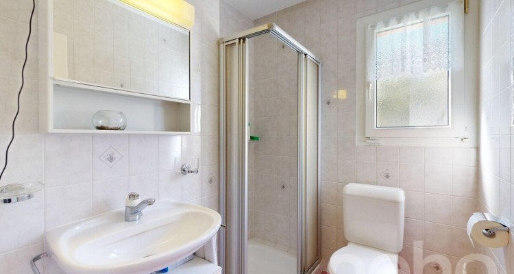 Confort et espace : maison jumelle 5.5 pièces avec jardin à Gland image 11