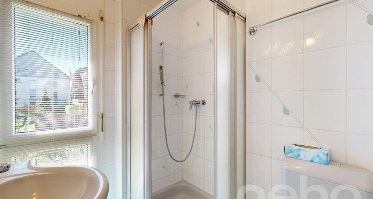 Confort et espace : maison jumelle 5.5 pièces avec jardin à Gland image 12