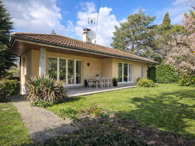 Élégante villa individuelle aux volumes généreux sur parcelle arborée de 1088 m² image 2