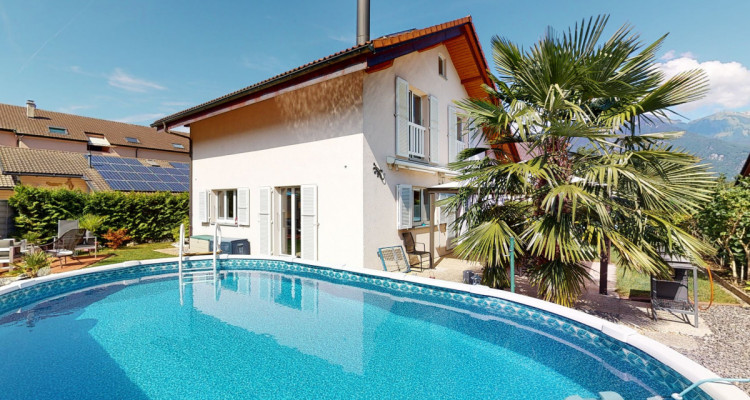 Superbe villa avec grande piscine image 1