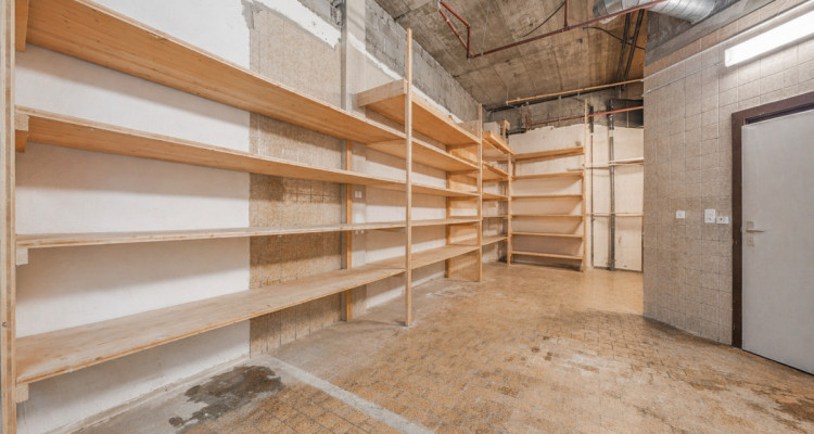 Local de stockage au centre-ville  image 1