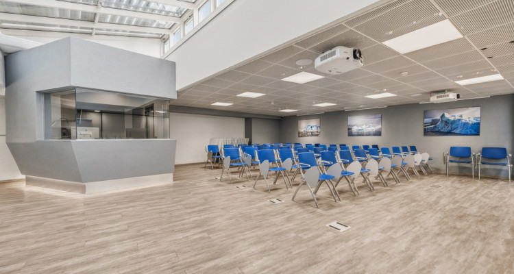 Salle de séminaire équipée I cadre professionnel et services image 1