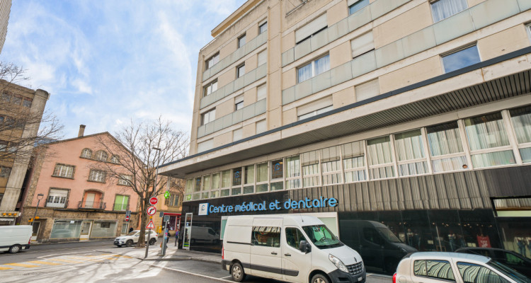 Salle de séminaire équipée I cadre professionnel et services image 5