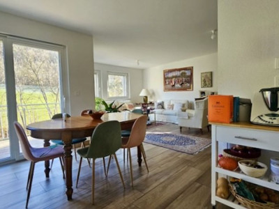  Villa  contigüe située dans un agréable quartier prisé de Fleurier image 12