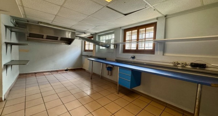 En exclusivité: Atelier et ou habitation!198 m² à rénover avec terrasse de 45 m²  image 12