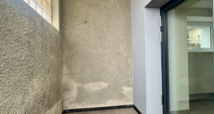  À LOUER   OU À VENDRE, local commercial avec entrée indépendante image 4