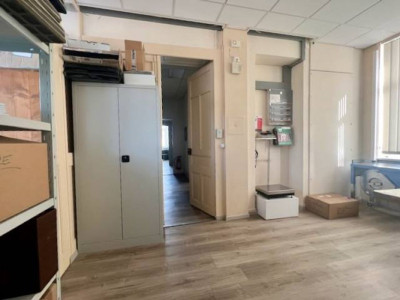   Faites une offre pour ce très bel Immeuble mixte, avec 14 garages et 18 places de parc image 7