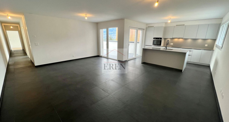 Attique 4,5 pièces avec grande terrasse et vue panoramique à Salins (Sion) image 4