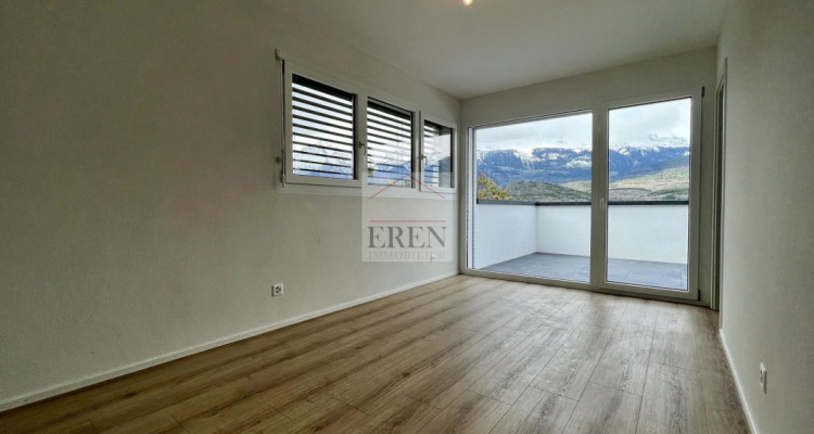 Attique 4,5 pièces avec grande terrasse et vue panoramique à Salins (Sion) image 8