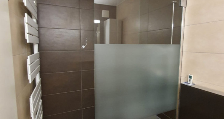 Havre de paix avec vue panoramique et jardin privé à Evilard image 8