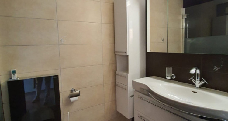 Havre de paix avec vue panoramique et jardin privé à Evilard image 9