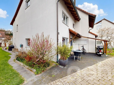 Familienhaus mit Garten, viel Platz & Top-Aussenbereich image 2